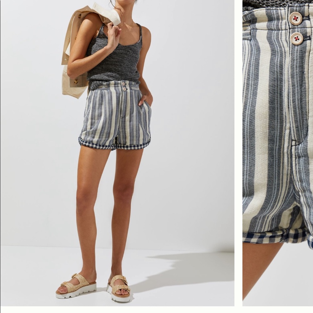 Pilcro Anthropologie shorts. Size 26 Blue and Cream